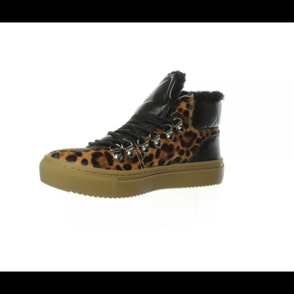 MARC FISHER NWB Daisie Cheetah Sneaker Bootie 5.5 - Picture 2 of 4